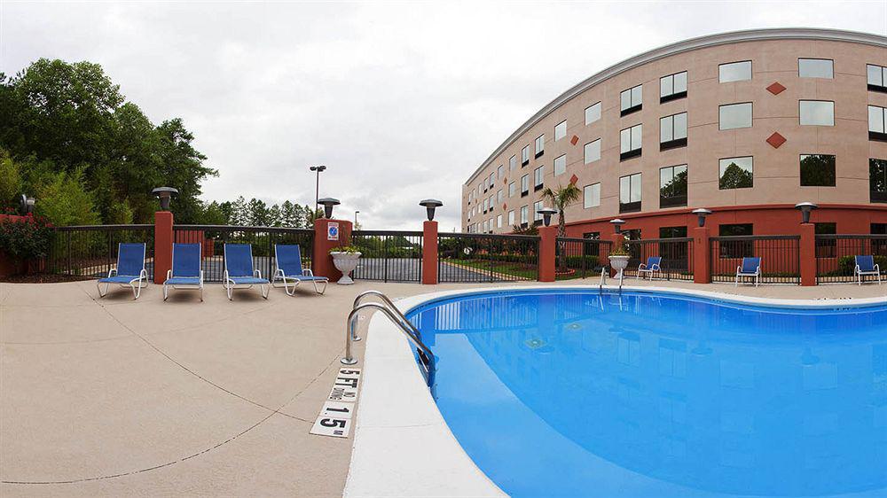 Holiday Inn Express Hotel & Suites Lawrenceville By Ihg Eksteriør billede