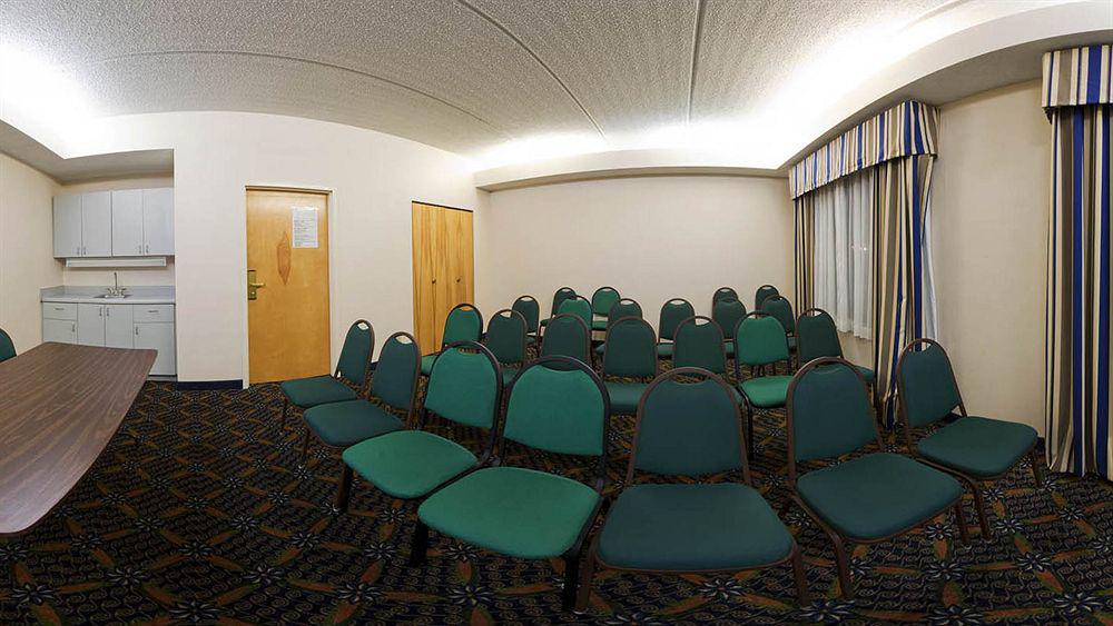 Holiday Inn Express Hotel & Suites Lawrenceville By Ihg Eksteriør billede