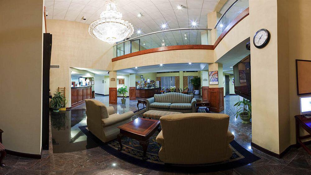 Holiday Inn Express Hotel & Suites Lawrenceville By Ihg Eksteriør billede