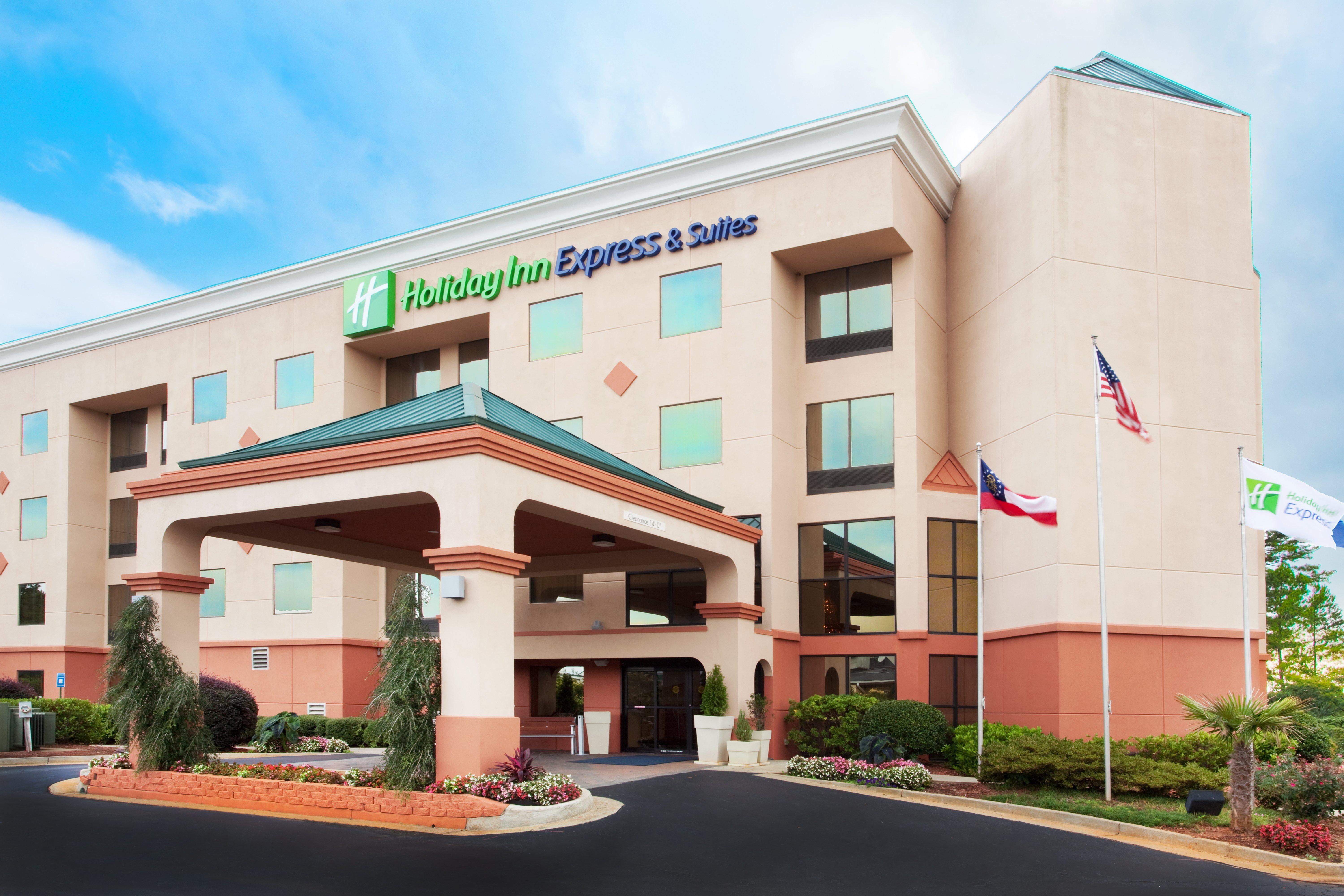 Holiday Inn Express Hotel & Suites Lawrenceville By Ihg Eksteriør billede
