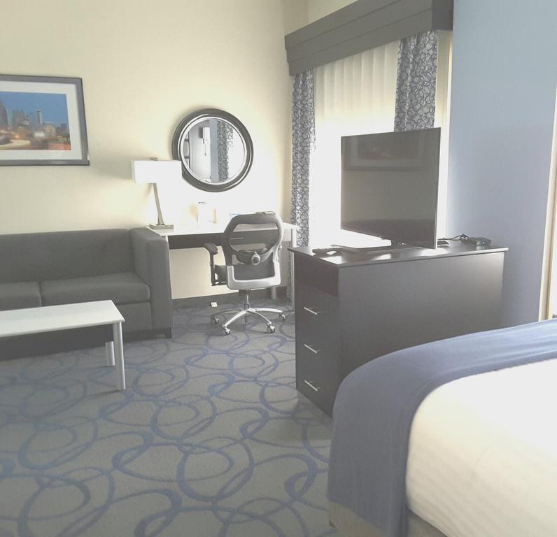 Holiday Inn Express Hotel & Suites Lawrenceville By Ihg Eksteriør billede