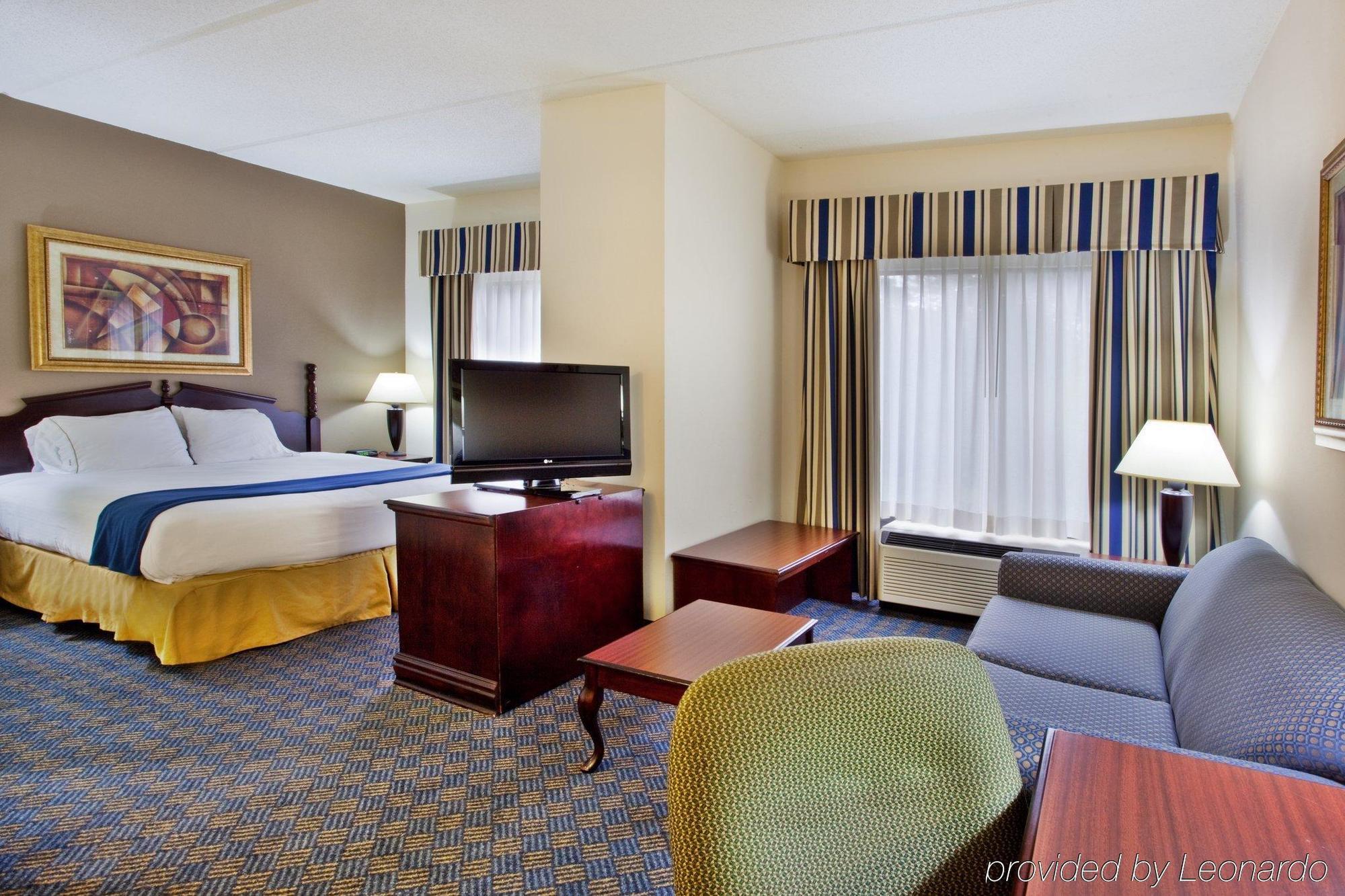 Holiday Inn Express Hotel & Suites Lawrenceville By Ihg Eksteriør billede